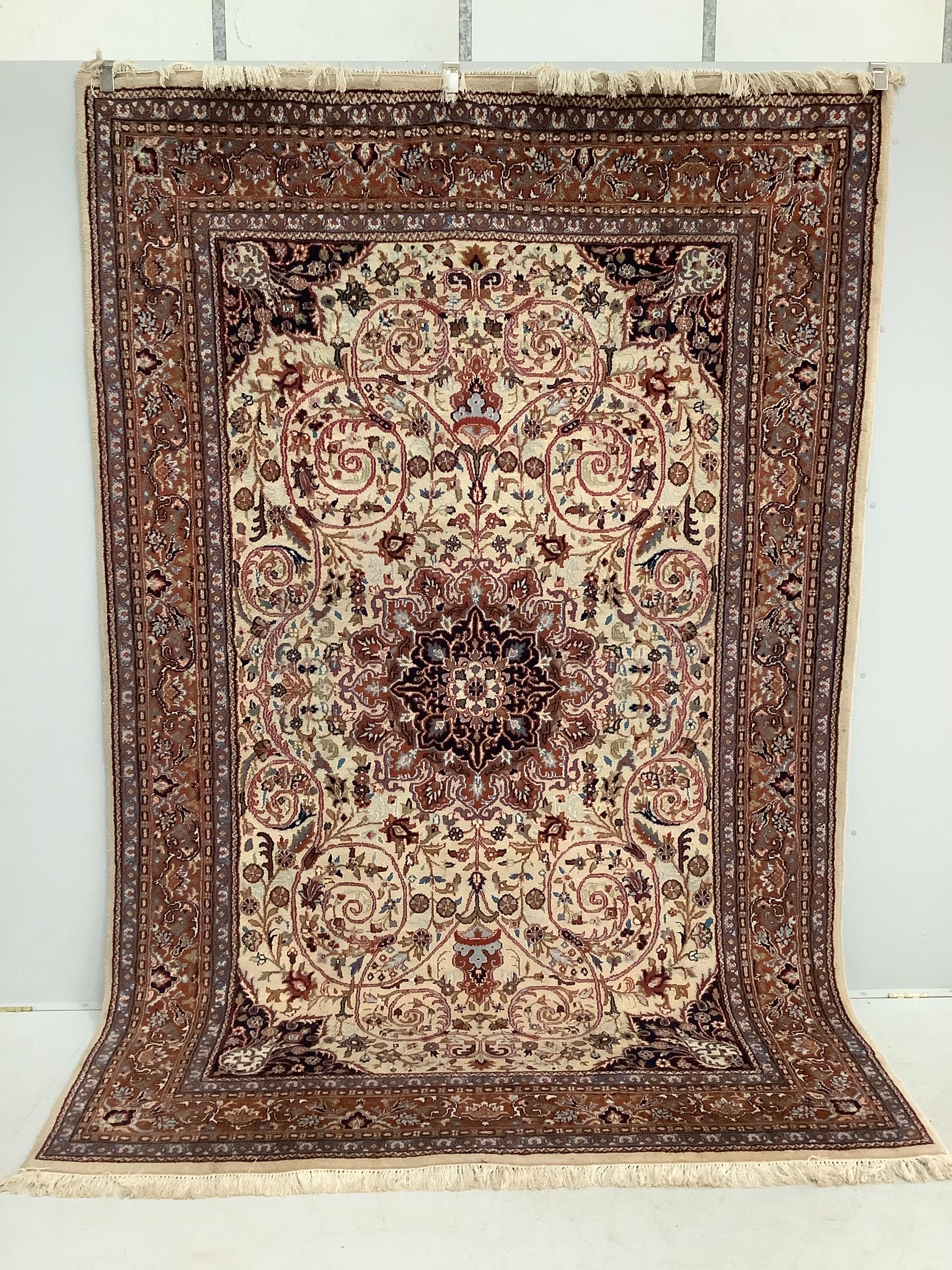 An Indian Bidjar ivory ground carpet, 298 x 198cm